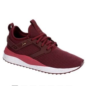 Puma WOMENS PACER CAGE SNEAKER - BURGUNDY